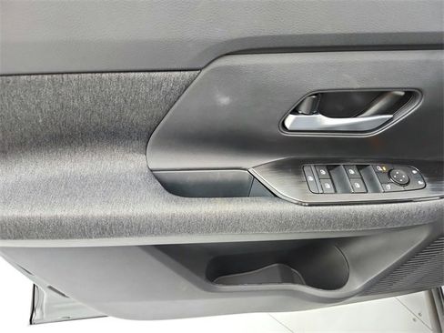 New 2026 Nissan Kicks SV w/ SV Premium Package image 37