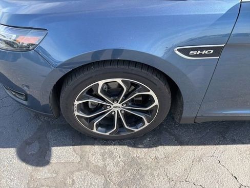 Used 2018 Ford Taurus SHO w/ Driver Assist Package image 15