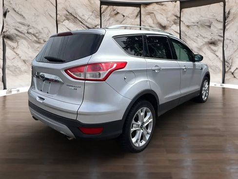 Used 2016 Ford Escape Titanium AWD/4WD image 9