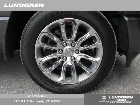 Used 2023 RAM 1500 Laramie AWD/4WD image 15