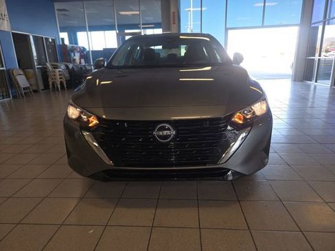 Used 2024 Nissan Sentra S FWD image 3