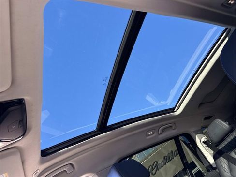 Used 2023 BMW X7 xDrive40i image 23