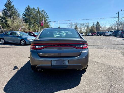 Used 2015 Dodge Dart SXT w/ Sun/Sound Group image 4