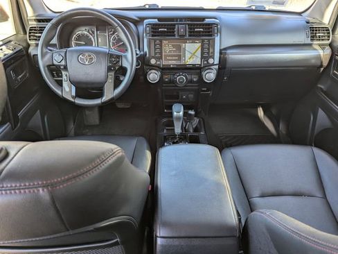 Used 2022 Toyota 4Runner TRD Off-Road Premium w/ Moonroof Package AWD/4WD image 19
