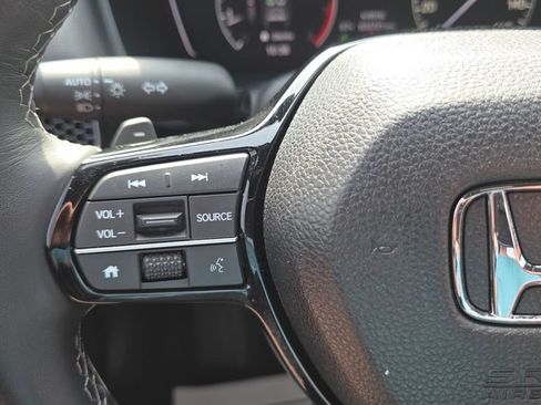 Used 2024 Honda Civic Sport image 27