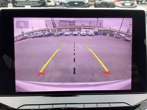 Used 2024 Jeep Compass Latitude image 19