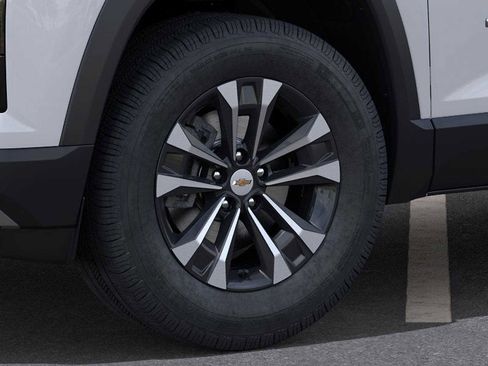 New 2026 Chevrolet Equinox LT w/ Convenience Package II image 9