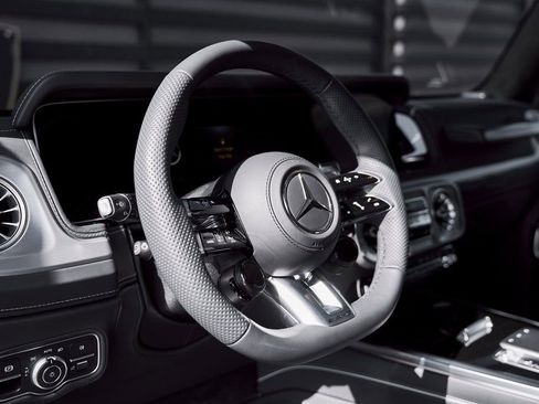 Used 2026 Mercedes-Benz G 63 AMG 4MATIC image 38