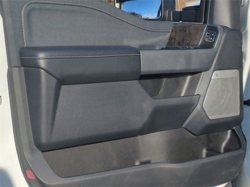 Used 2024 Ford F250 Lariat w/ Lariat Ultimate Package image 19