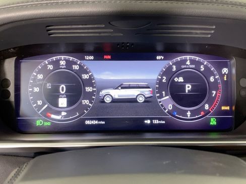 Used 2019 Land Rover Range Rover Long Wheelbase Supercharged image 17