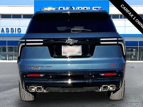 Used 2026 Chevrolet Traverse RS w/ LPO, Floor Liner Package AWD/4WD image 4