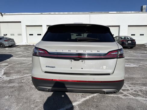Certified 2023 Lincoln Nautilus Standard w/ Premium Package image 4