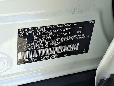 Used 2024 Toyota RAV4 Adventure image 26