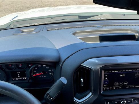 Used 2025 Chevrolet Silverado 1500 W/T w/ WT Value Package AWD/4WD image 11