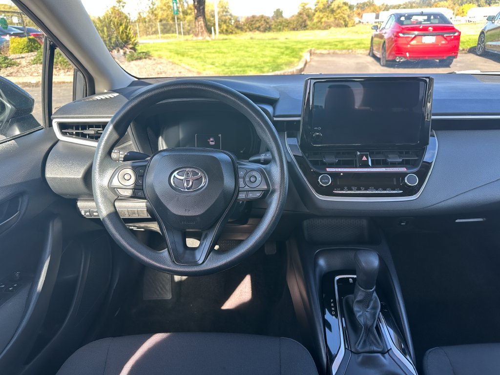 Used 2026 Toyota Corolla LE FWD image 15