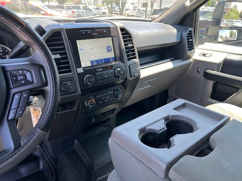Used 2022 Ford F350 XL w/ STX Appearance Package AWD/4WD image 32