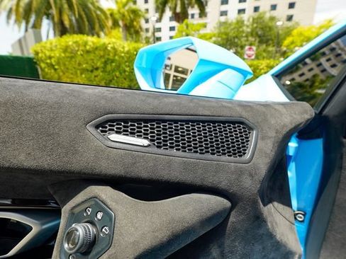 Used 2024 Lamborghini Huracan Tecnica RWD image 57