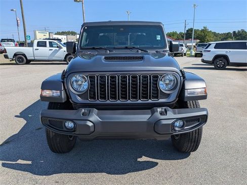 New 2025 Jeep Gladiator Sport image 8