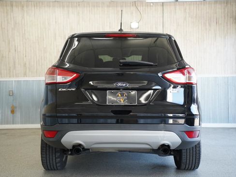 Used 2016 Ford Escape SE image 9