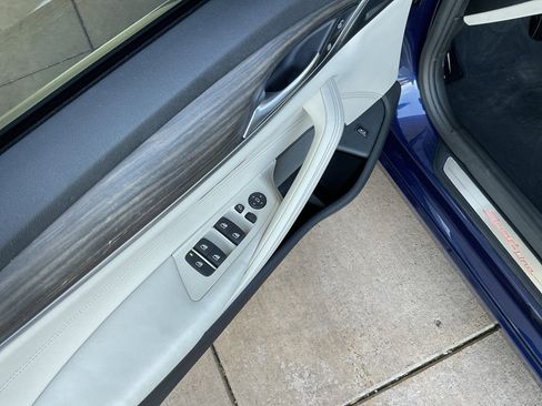 Used 2017 BMW 540i xDrive image 15