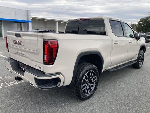 New 2026 GMC Sierra 1500 AT4 w/ AT4 Premium Package AWD/4WD image 5