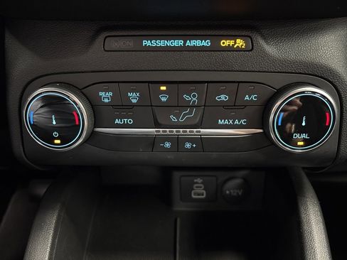 Used 2025 Ford Escape ST-Line image 29