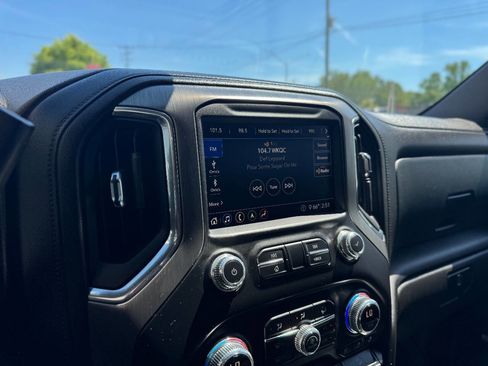 Used 2020 GMC Sierra 2500 Denali w/ Denali Ultimate Package image 32