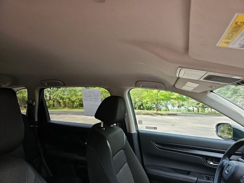 Used 2025 Honda CR-V LX image 13