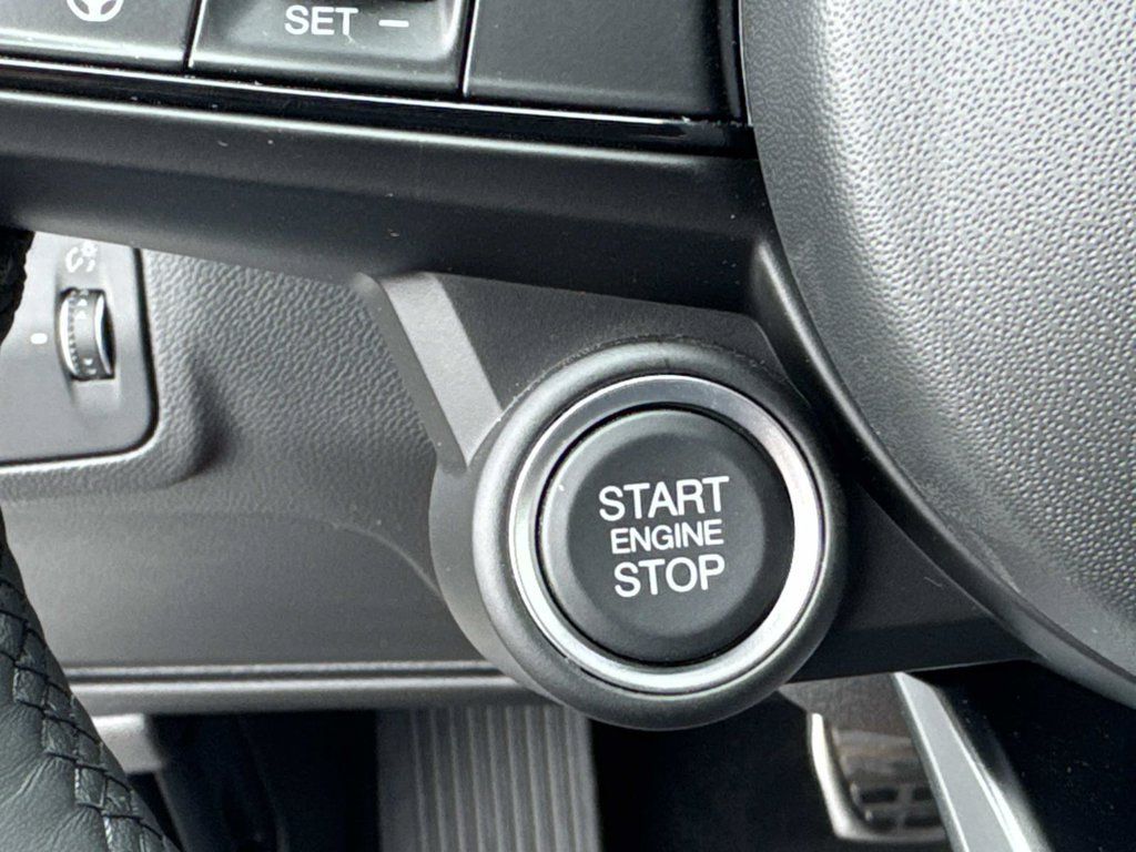 New 2026 Alfa Romeo Giulia w/ Driving Assist Package RWD image 17