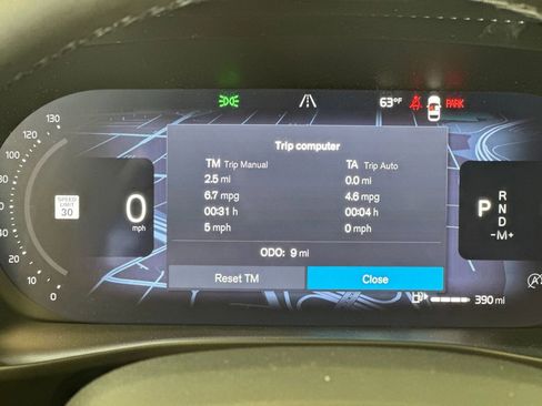 New 2026 Volvo XC40 B5 Ultra image 27