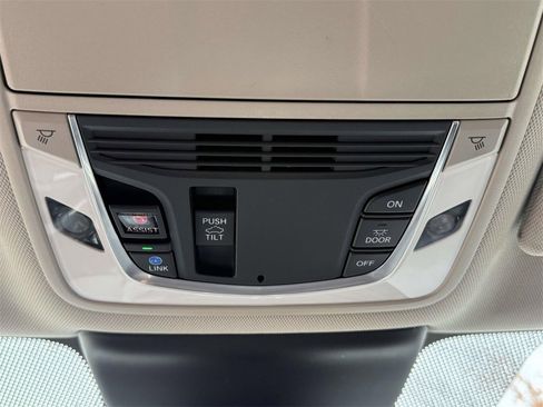 Certified 2021 Acura TLX w/ Technology Package image 24