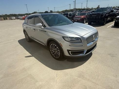 Used 2020 Lincoln Nautilus Reserve w/ Equipment Group 201A FWD image 1