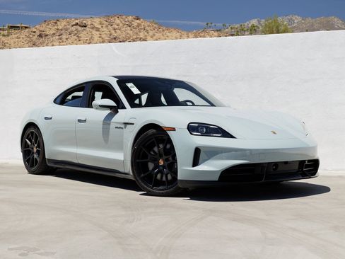 New 2025 Porsche Taycan GTS AWD/4WD image 9