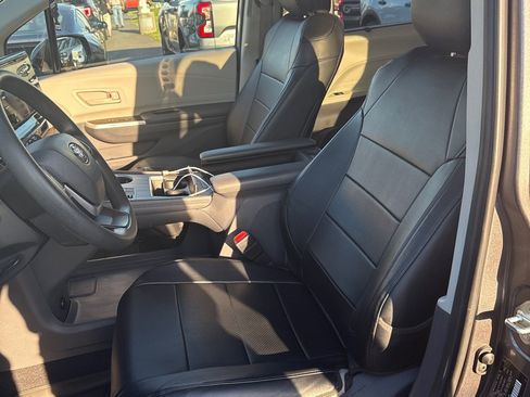 Used 2021 Toyota Sienna LE FWD image 9