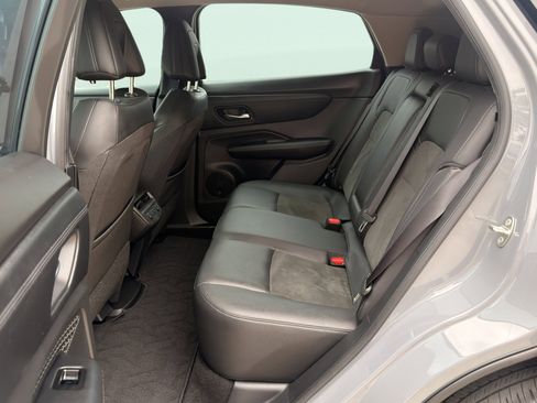 Used 2024 Nissan Ariya FWD image 24