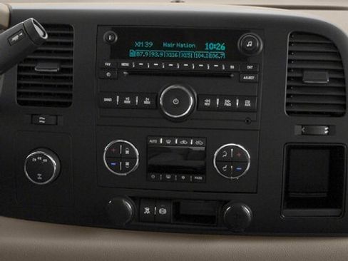 Used 2014 GMC Sierra 3500 Denali w/ Suspension Package, Off-Road image 12