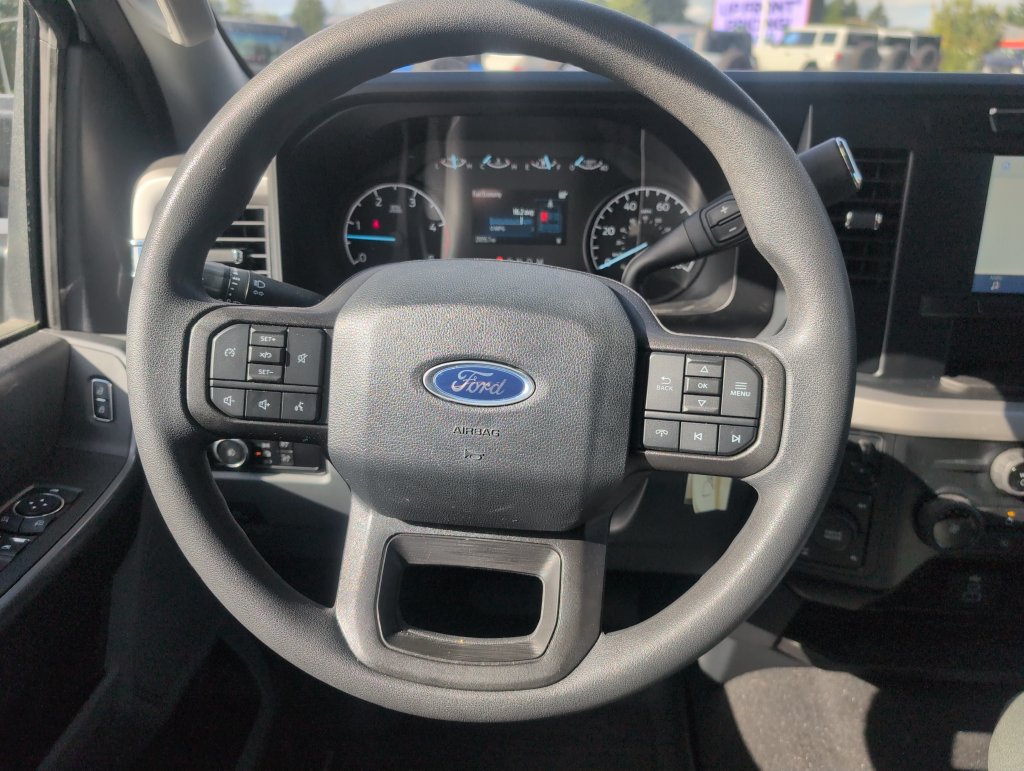 Used 2023 Ford F350 XLT w/ FX4 Off-Road Package AWD/4WD image 20