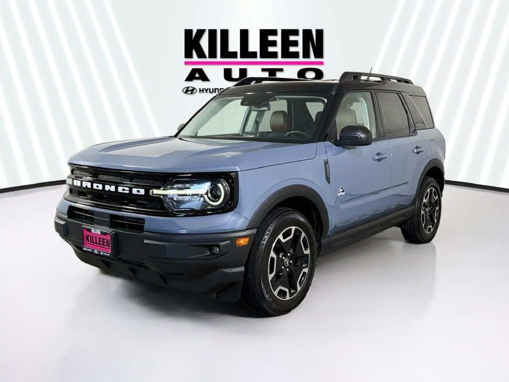 Used 2024 Ford Bronco Sport Outer Banks w/ Tech Package AWD/4WD image 3