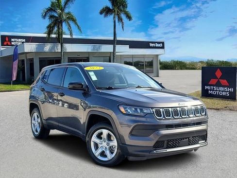Used 2023 Jeep Compass Sport AWD/4WD image 1