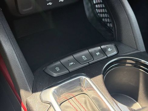 Used 2022 Chevrolet TrailBlazer RS FWD image 29