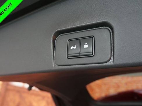 Used 2022 Nissan Rogue SV w/ SV Premium Package image 46