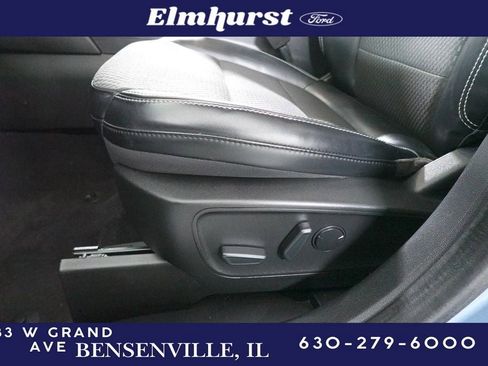 Used 2023 Ford Escape SE image 11