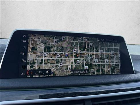 Used 2019 BMW 740i w/ M Sport Package RWD image 19