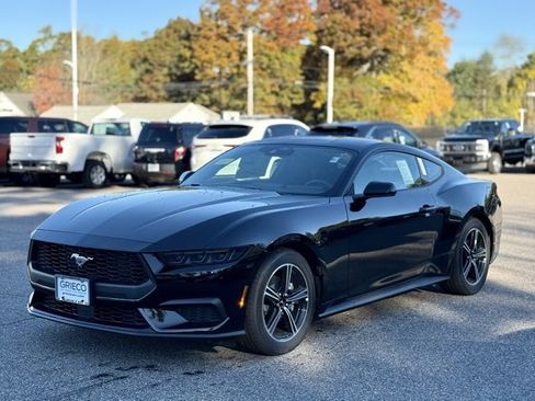 New 2025 Ford Mustang Coupe image 8