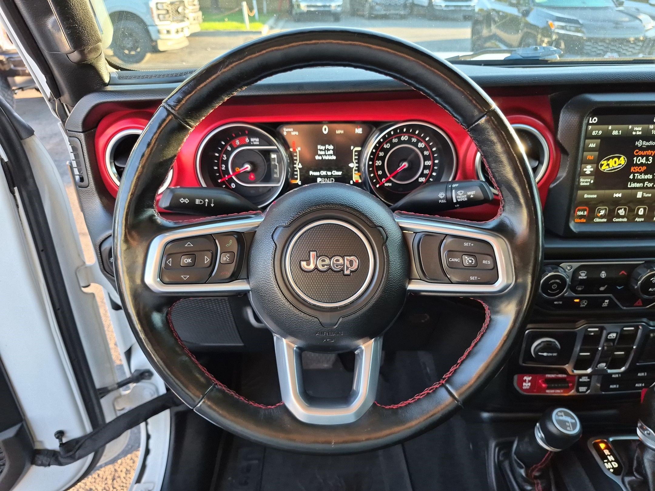 Used 2022 Jeep Gladiator Rubicon w/ LED Lighting Group AWD/4WD image 19