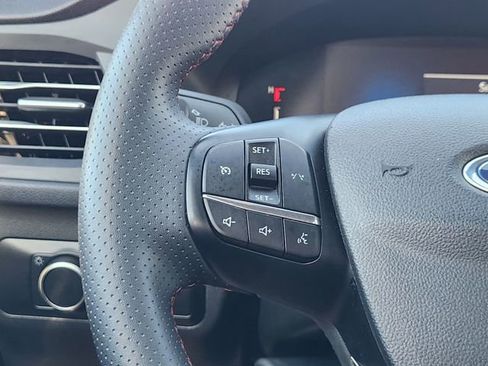 Used 2025 Ford Escape ST-Line AWD/4WD image 28