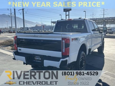 Used 2025 Ford F350 Platinum image 29