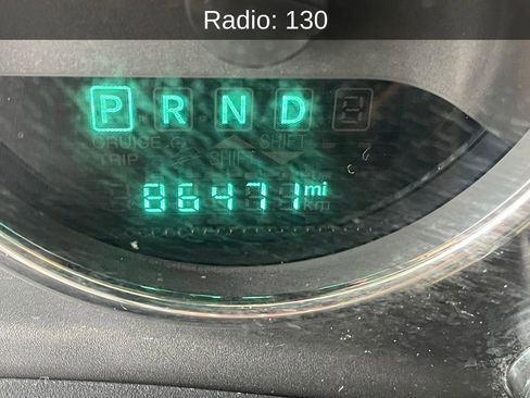 Used 2017 Jeep Wrangler Unlimited Sahara w/ Connectivity Group image 19