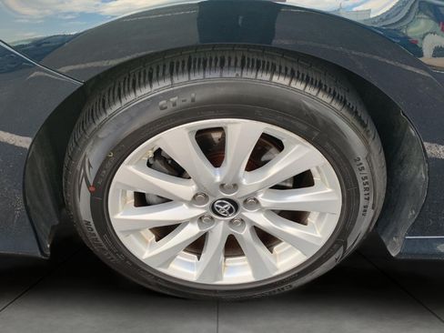 Used 2019 Toyota Camry LE FWD image 23