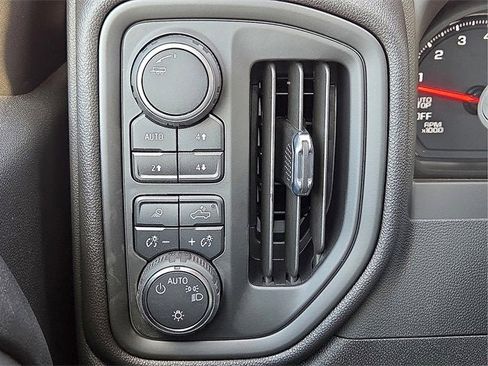 New 2026 Chevrolet Silverado 1500 W/T w/ WT Value Package image 22